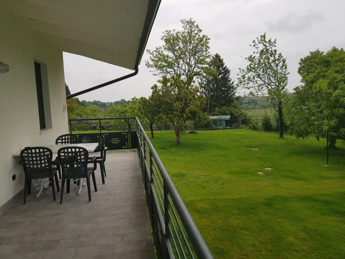 Poggio Di Pastrengo Leilighet Eksteriør bilde