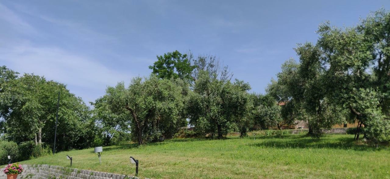 Poggio Di Pastrengo Leilighet Eksteriør bilde
