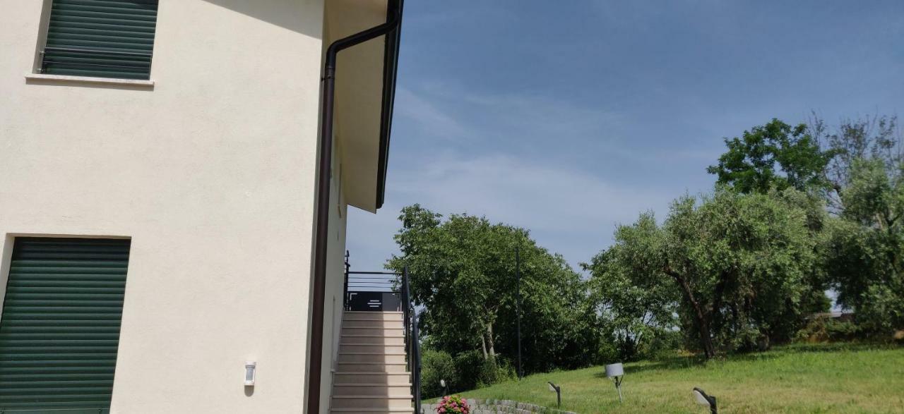 Poggio Di Pastrengo Leilighet Eksteriør bilde